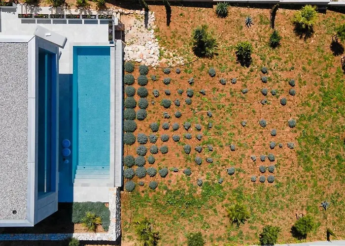 Luxury Omnia Hvar With Private Infinity Pool