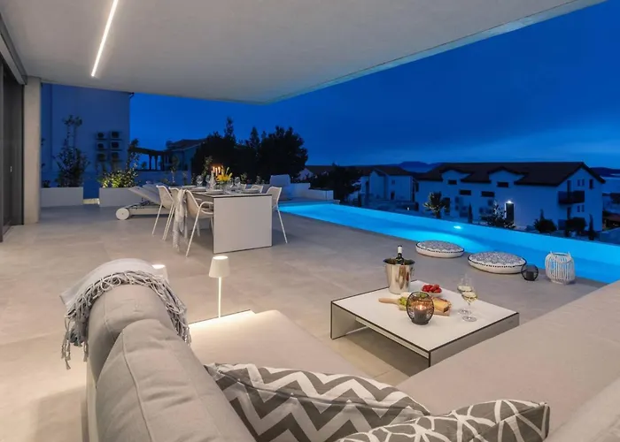 Luxury Omnia Hvar With Private Infinity Pool *