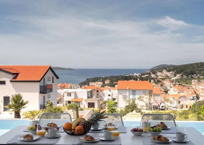 Vila Luxury Omnia Hvar With Private Infinity Pool