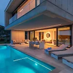 Luxury Omnia Hvar With Infinity Pool Χβαρ
