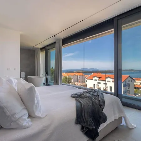Luxury Omnia Hvar With Infinity Pool * 赫瓦尔