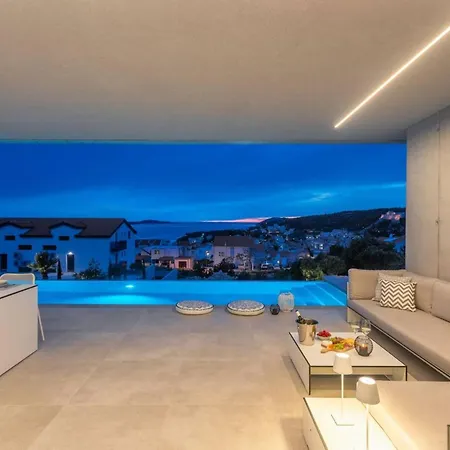 Luxury Omnia Hvar With Infinity Pool 赫瓦尔