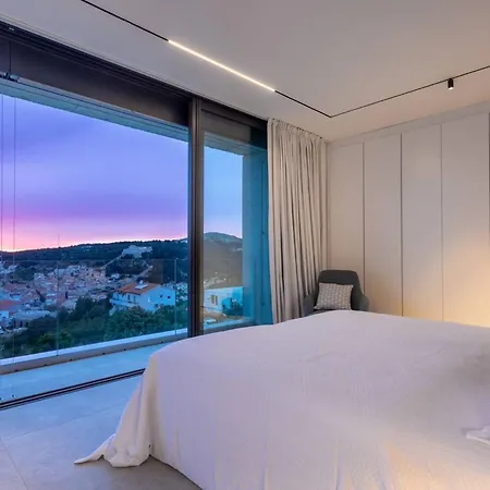 别墅 Luxury Omnia Hvar With Infinity Pool