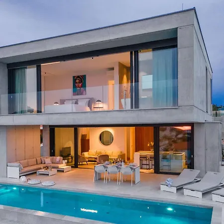 Villa Luxury Omnia Hvar With Private Infinity Pool *