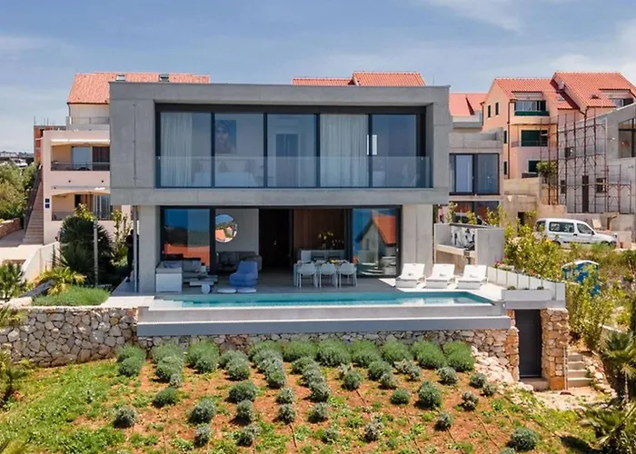 빌라 Luxury Omnia Hvar With Private Infinity Pool