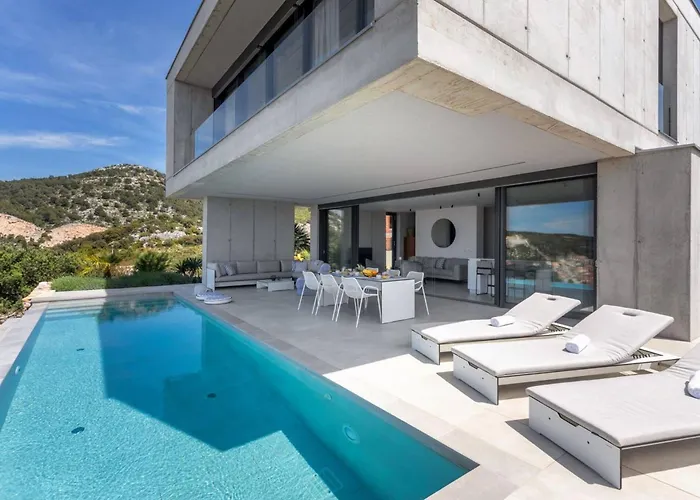 빌라 Luxury Omnia Hvar With Private Infinity Pool