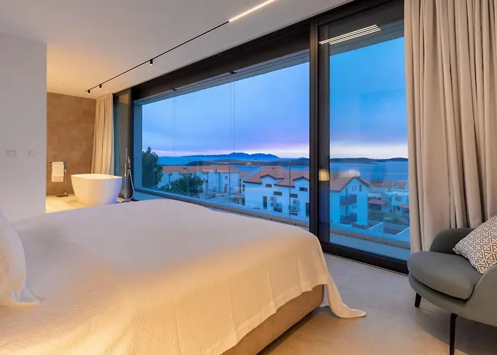 Luxury Omnia Hvar With Private Infinity Pool 흐바르