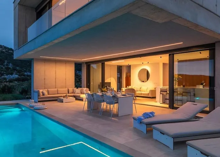 Luxury Omnia Hvar With Private Infinity Pool 흐바르