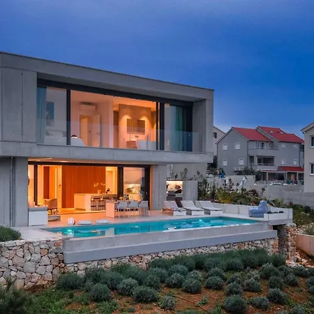 Luxury Omnia Hvar With Infinity Pool * חוואר