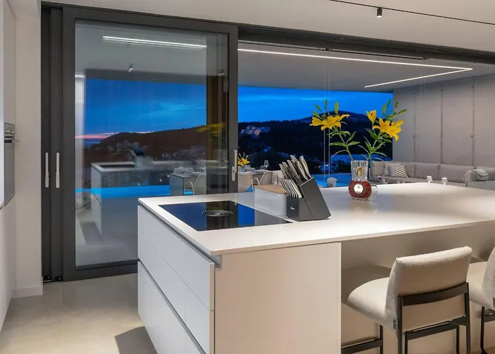 Luxury Omnia Hvar With Private Infinity Pool *